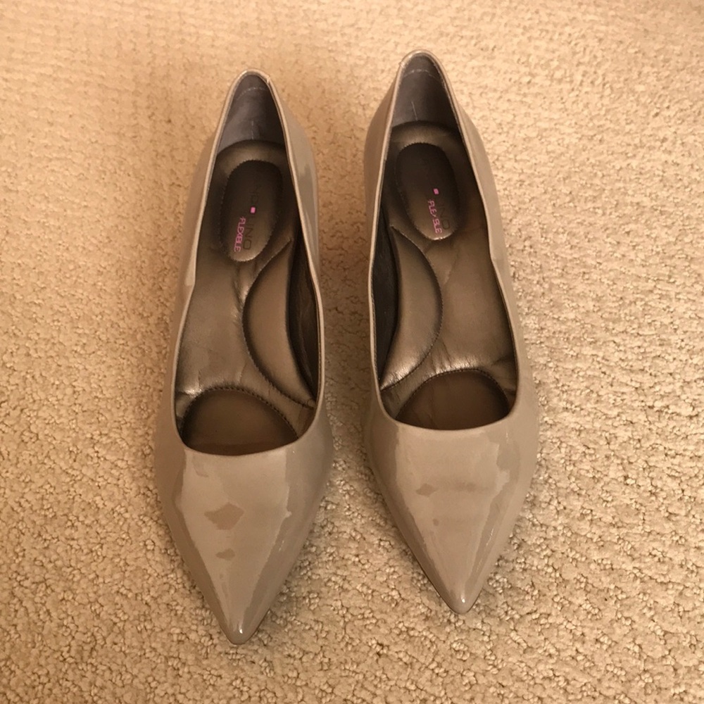 Tope Pumps - Picture 2 of 6